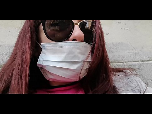 ❤️ Nicoletta se osveti susjedu i piški u njegovoj garaži (Posebna talijanska karantena Covid19) ❤️ Porno kod nas ❌