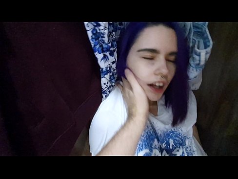 ❤️ Našao sam svoju sestru u ormaru i pomogao joj da svrši ❤️ Porno kod nas ❌