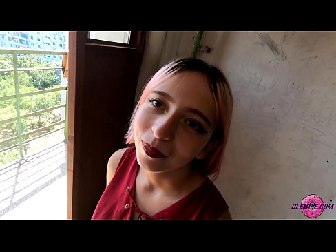 ❤️ Student Sensual siše stranca u zaleđu - sperma mu na licu ❤️ Porno kod nas ❌